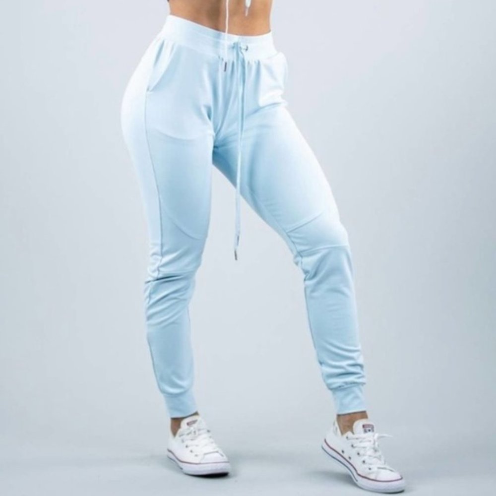 BuffBunny Jasmine Joggers: XS Arctic Blue